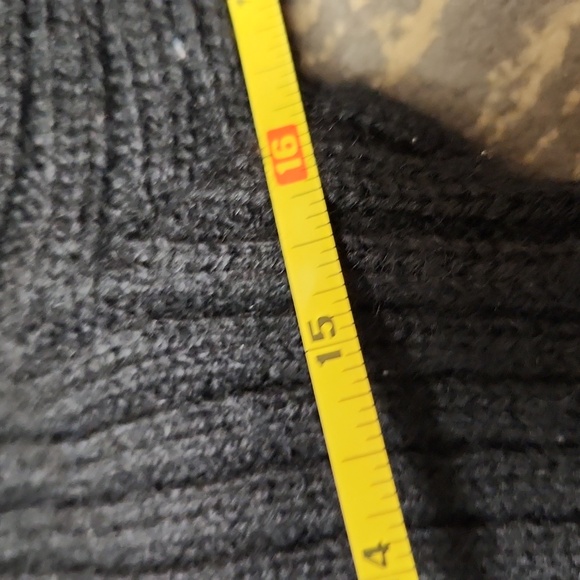 Unisex Black Sweater - Picture 3 of 7